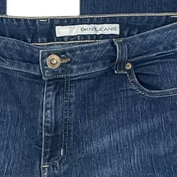 DKNY SOHO Dark Wash Straight Leg Jeans - Size 16 - Picture 5 of 6